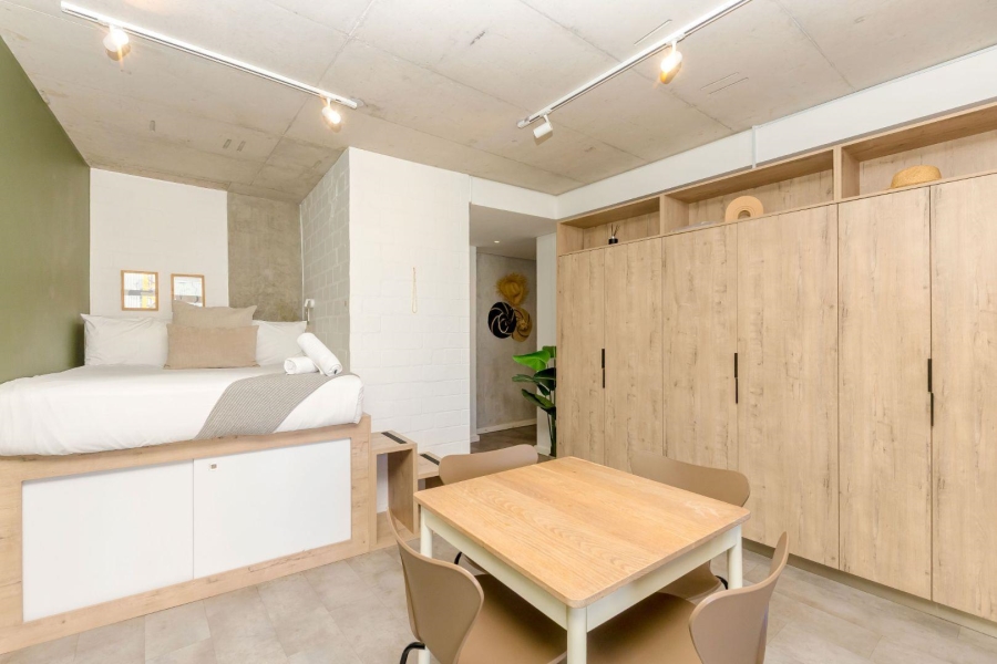 0 Bedroom Property for Sale in Sea Point Western Cape